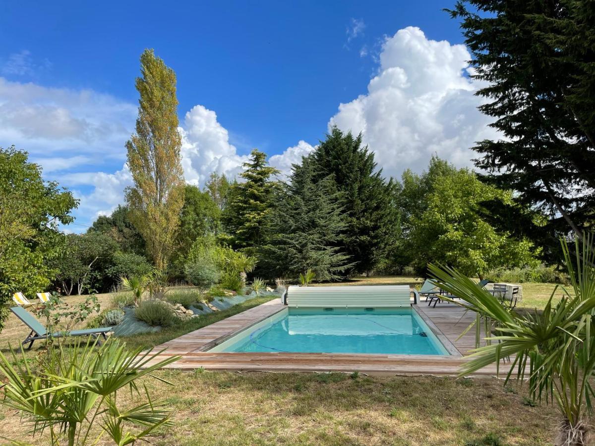 Chambres D Hotes Avec Piscine Et Spa La Foliere Saumur Villebernier ภายนอก รูปภาพ